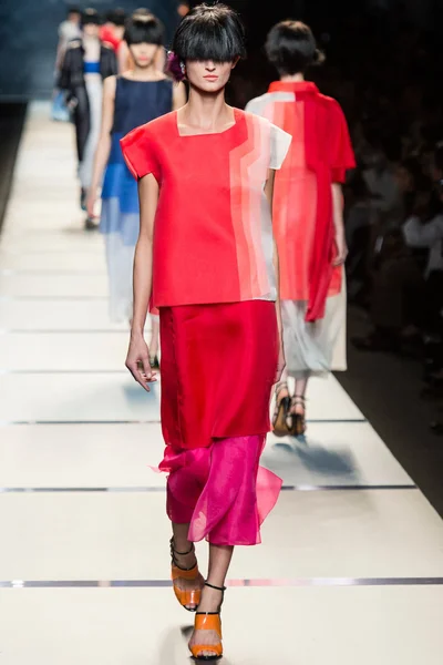 Look 5